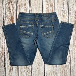 THE TRAVELING JEAN BY #HYDRAULIC